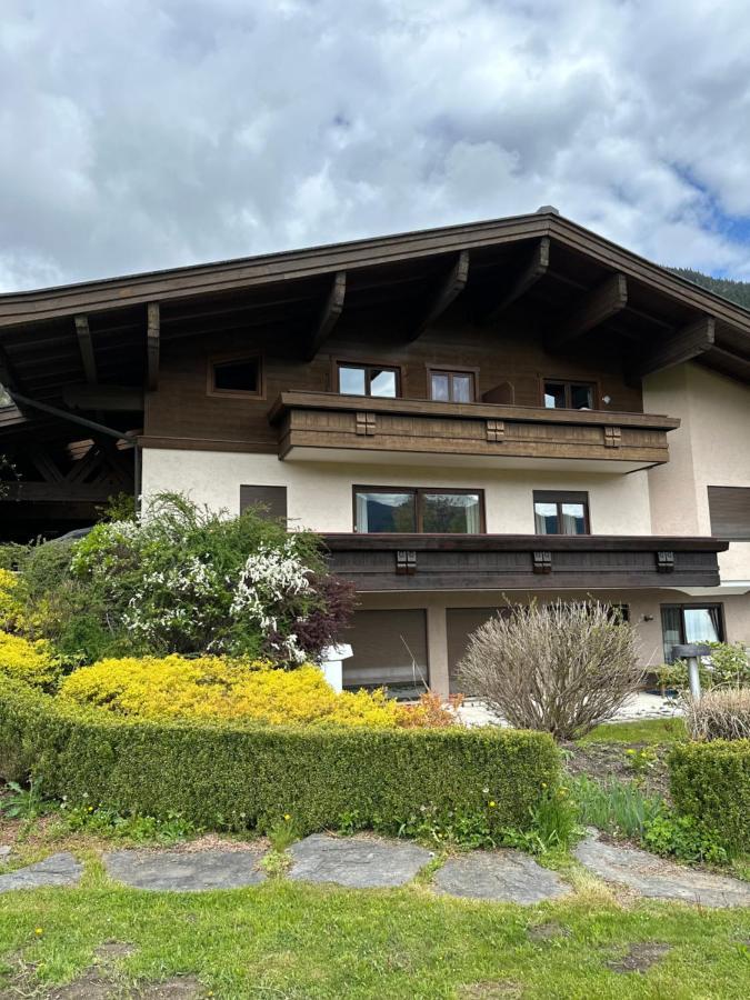 Appartamento Haus Wenger Mountain View & Swimming Pool Kaprun Esterno foto